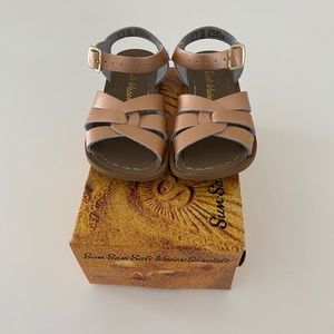 Salt Water by Hoy Original Sandals - Size 10